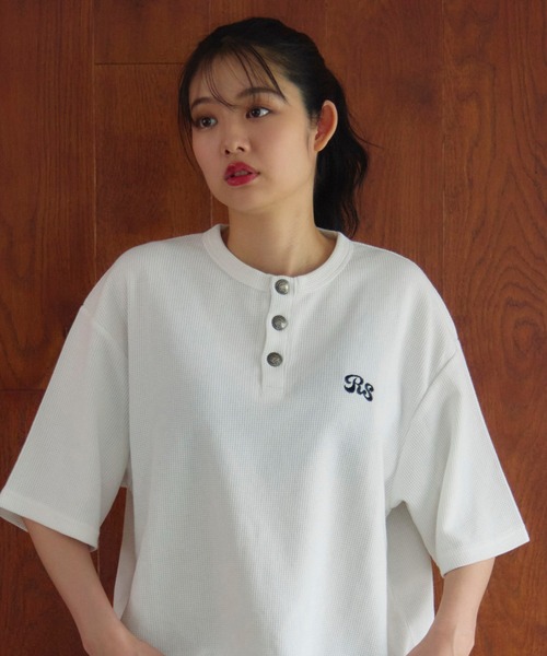 JACKROSE(ジャックローズ)の「B-TRS-コンチョボタン ヘンリーネック SSTEE(Tシャツ/カットソー・メンズ・ホワイト/ブラウン/ブラック・M/L)」の4枚目の写真