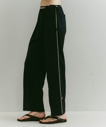 Quiet Capri Pants（その他パンツ）｜ILANIS（イラニス）の