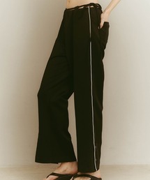 Quiet Capri Pants（その他パンツ）｜ILANIS（イラニス）の