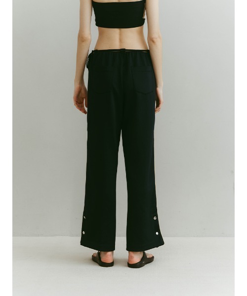 ILANIS(イラニス)の「Quiet Drawstring Jersey Pants(その他パンツ・レディース・アイボリー/ネイビー/ブラック・FREE)」の18枚目の写真