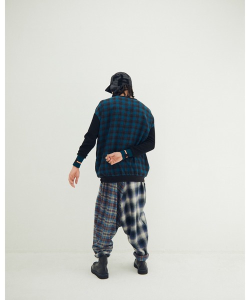 STOF(ストフ)の「STOF/ストフ/Light Wool Pulover(スウェット・メンズ・ブラック/ネイビー・M/S)」の4枚目の写真