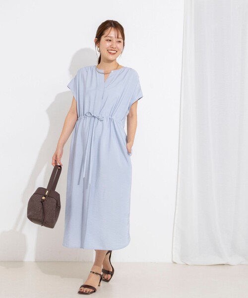 NOLLEY’S（ノーリーズ）の「ウォッシャブル前タックワンピース（ワンピース・レディース・サックスブルー/ブラック/ベージュ・36/38）」の8枚目の写真