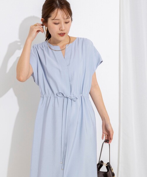 NOLLEY’S（ノーリーズ）の「ウォッシャブル前タックワンピース（ワンピース・レディース・サックスブルー/ブラック/ベージュ・36/38）」の10枚目の写真