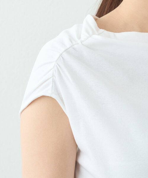La boutique BonBon(ラブティックボンボン)の「【オシャレ度UP!】アシメドレープネックフレンチカットソー(Tシャツ/カットソー・レディース・ネイビー/ホワイト・FREE)」の19枚目の写真