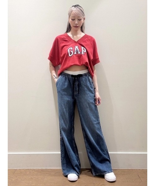 GAP（ギャップ）の「ミッドライズ スーパーライト プルオン バギーデニム（デニムパンツ・レディース・インディゴブルー/ライトインディゴブルー・XS/S/M/L/XXS）」の18枚目の写真