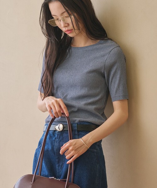 BEAUTY&YOUTH UNITED ARROWS(ビューティーアンドユースユナイテッドアローズ)の「シャーリング コンパクト ボーダー Tシャツ(Tシャツ/カットソー・レディース・ネイビー/ベージュ/ダークブラウン・FREE)」の5枚目の写真