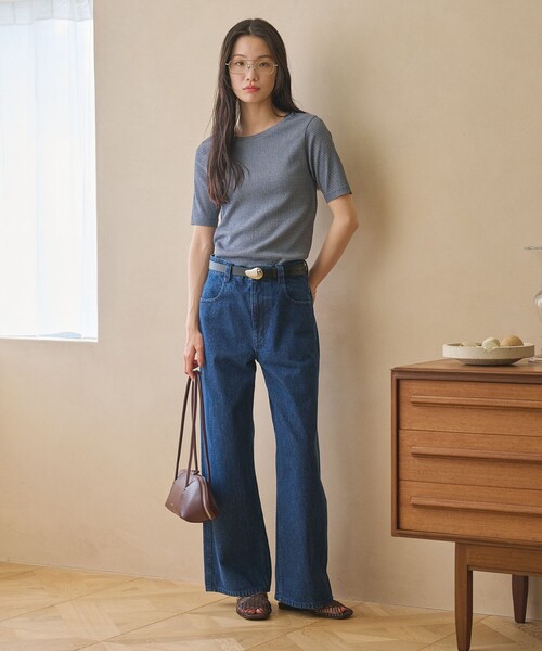 BEAUTY&YOUTH UNITED ARROWS(ビューティーアンドユースユナイテッドアローズ)の「シャーリング コンパクト ボーダー Tシャツ(Tシャツ/カットソー・レディース・ネイビー/ベージュ/ダークブラウン・FREE)」の8枚目の写真