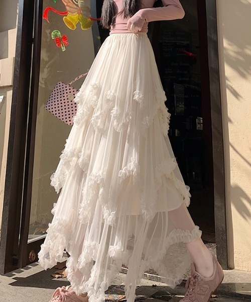 CHUL(チュル)の「フラワーチュールティアードロングスカート(スカート・レディース・ブラック/ホワイト・X-LARGE/LARGE/MEDIUM/SMALL)」の5枚目の写真