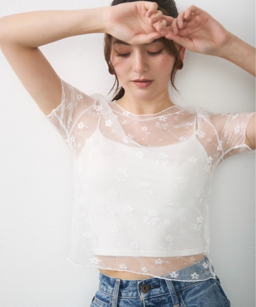 Lunea(ルネア)の「フラワーレースシアートップス / floral lace sheer top(Tシャツ/カットソー・レディース・アイボリー/ホワイト・FREE)」の5枚目の写真