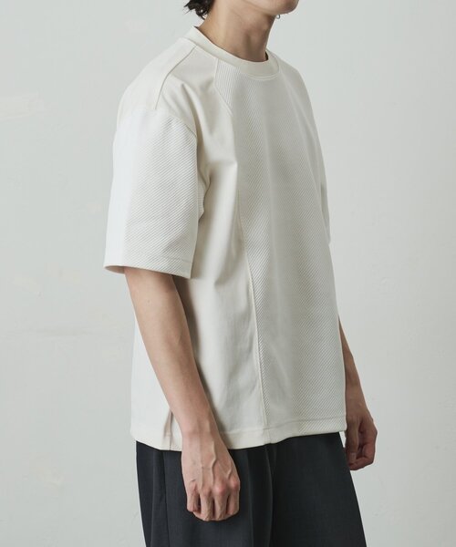 COLONY 2139(コロニートゥーワンスリーナイン)の「バイアススウィッチングTシャツ(Tシャツ/カットソー・メンズ・ホワイト/チャコールグレー・LARGE/MEDIUM)」の6枚目の写真
