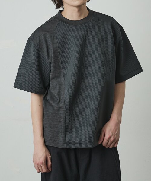 COLONY 2139(コロニートゥーワンスリーナイン)の「バイアススウィッチングTシャツ(Tシャツ/カットソー・メンズ・ホワイト/チャコールグレー・LARGE/MEDIUM)」の14枚目の写真