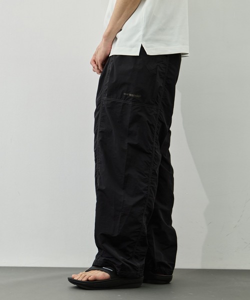 and wander(アンドワンダー)の「【and wander/アンドワンダー】crinkled nylon pants(その他パンツ・メンズ・ブラック・L/M)」の6枚目の写真