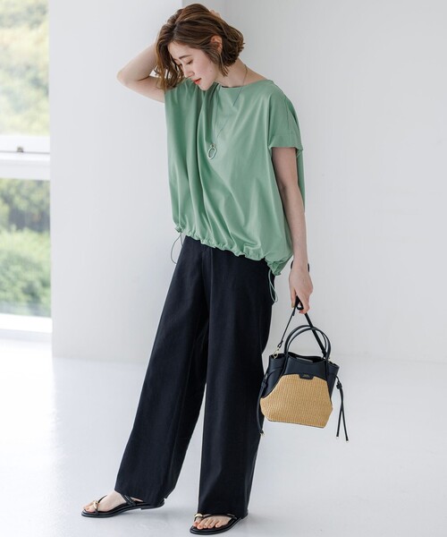23区 L(ニジュウサンクオオキイサイズ)の「シルキータッチ ドロスト カットソー(Tシャツ/カットソー・レディース・ホワイト系/グレー系/ネイビー系/ブラック系/ダルブルー系/パイングリーン系/ピンク系/カーキ系/ベージュ系・44)」の16枚目の写真
