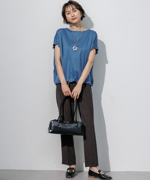 23区 L(ニジュウサンクオオキイサイズ)の「シルキータッチ ドロスト カットソー(Tシャツ/カットソー・レディース・ホワイト系/グレー系/ネイビー系/ブラック系/ダルブルー系/パイングリーン系/ピンク系/カーキ系/ベージュ系・44)」の17枚目の写真