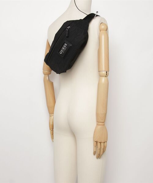 Guess(ゲス)の「BINX Waist Pack ボディバッグ ウエストポーチ(ボディバッグ/ウエストポーチ・メンズ・ブラック・ONE SIZE)」の13枚目の写真