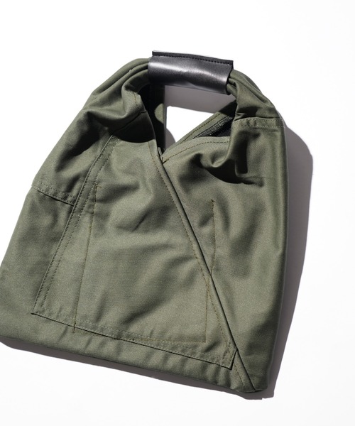THRIFTY LOOK(スリフティールック)の「THRIFTY LOOK / スリフティールック BDU TRIANGLE TOTE SMALL トライアングル トートバッグ スモールサイス(トートバッグ・メンズ・ブラック/オリーブ・FREE)」の17枚目の写真