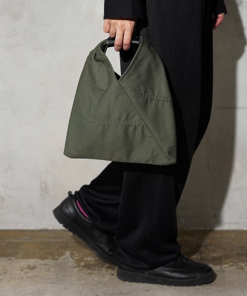THRIFTY LOOK(スリフティールック)の「THRIFTY LOOK / スリフティールック BDU TRIANGLE TOTE SMALL トライアングル トートバッグ スモールサイス(トートバッグ・メンズ・ブラック/オリーブ・FREE)」の6枚目の写真