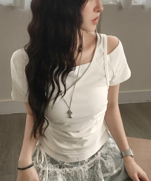 VIVID LADY(ビビッドレディー)の「アシメワンショル レイヤード風 半袖Tシャツ(Tシャツ/カットソー・レディース・グレー/ブラック/ホワイト・FREE)」の15枚目の写真