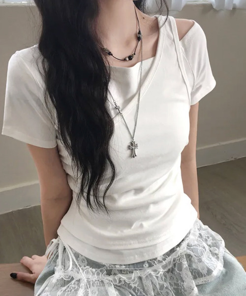 VIVID LADY(ビビッドレディー)の「アシメワンショル レイヤード風 半袖Tシャツ(Tシャツ/カットソー・レディース・グレー/ブラック/ホワイト・FREE)」の16枚目の写真