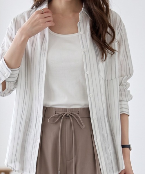 umune（ウムネ）の「ストライプシャツ 長袖 オーバーサイズ ルーズ ビッグシルエット ワッシャー加工 シアー感 透け感 薄手 羽織り カジュアル トップス 秋 冬（シャツ/ブラウス・レディース・ライトブルー/ライトピンク/ライトグレー・FREE）」の22枚目の写真