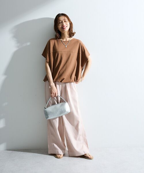 Green Parks(グリーンパークス)の「【適ON】超冷感ドロストフレンチプルオーバー(Tシャツ/カットソー・レディース・ブラック/レッド/オフホワイト/ブルー/キャメル・FREE)」の17枚目の写真