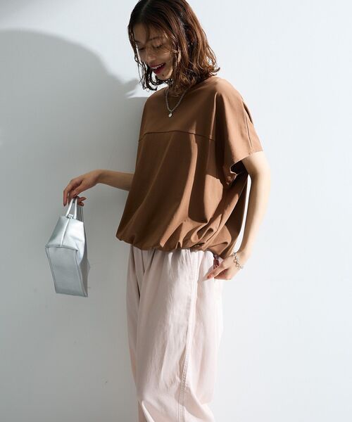 Green Parks(グリーンパークス)の「【適ON】超冷感ドロストフレンチプルオーバー(Tシャツ/カットソー・レディース・ブラック/レッド/オフホワイト/ブルー/キャメル・FREE)」の21枚目の写真