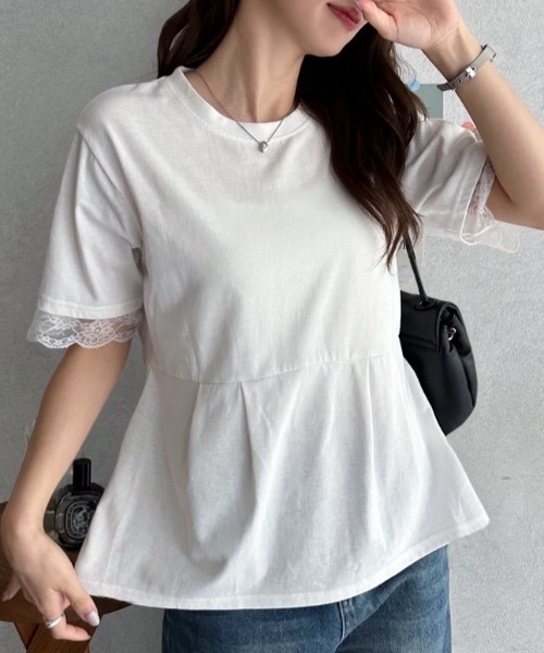 TREOVER(トレオーバー)の「レーススリーブウエストタックTシャツ(Tシャツ/カットソー・レディース・オフホワイト/ブラック・FREE)」の1枚目の写真