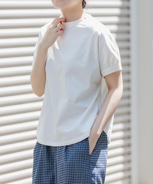 FORK&SPOON（フォークアンドスプーン）の「FORK&SPOON　ボトルネックギャザースリーブTシャツ（Tシャツ/カットソー・レディース・ベージュ/オフホワイト/チャコールグレー/ミント・1）」の2枚目の写真