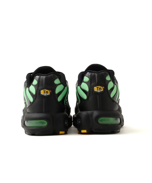 NIKE(ナイキ)の「NIKE AIR MAX PLUS / ナイキ エア マックス プラス【SP】(スニーカー・メンズ・ブラック×グリーン・26.5cm/27.5cm/28.5cm/26.0cm/27.0cm/28.0cm/29.0cm)」の3枚目の写真
