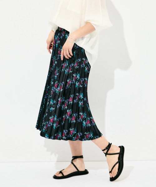 FUMIE TANAKA（フミエタナカ）の「[FUMIE=TANAKA/フミエタナカ]flower pleats SK（スカート・レディース・ホワイト/ブラック・38/36）」の14枚目の写真