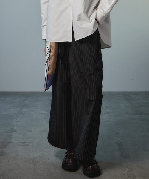 MAISON SPECIAL(メゾンスペシャル)の「【2026Autumn PRE-ORDER】Belted Suiting Cargo Pants/ベルテッドスーチングカーゴパンツ(カーゴパンツ・レディース・キャメル/ブラック/グレー・38/36)」の4枚目の写真