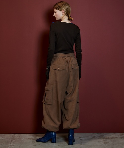 MAISON SPECIAL(メゾンスペシャル)の「【2026Autumn PRE-ORDER】Belted Suiting Cargo Pants/ベルテッドスーチングカーゴパンツ(カーゴパンツ・レディース・キャメル/ブラック/グレー・38/36)」の15枚目の写真