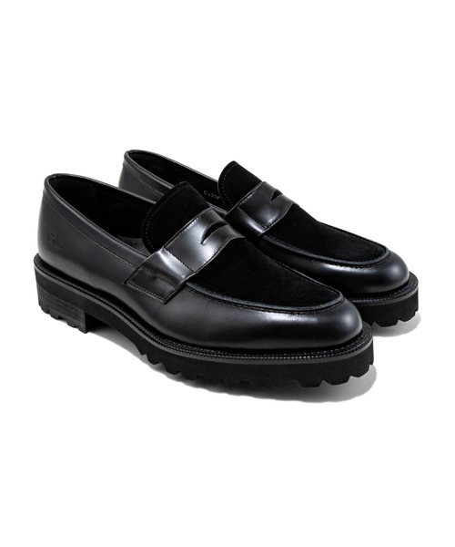 CONZ(コンズ)の「NEW CLASSIC COIN LOAFERS BLACK BLACK SUEDE(ローファー・メンズ・ブラック・26/25.5/27/25/26.5)」の4枚目の写真