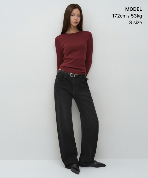 MUSINSA STANDARD WOMAN（ムシンサスタンダードウーマン）の「ウィメンズスリムクルーネック長袖Tシャツ[チリレッド]（Tシャツ/カットソー・レディース・その他・LARGE/MEDIUM/SMALL/X-SMALL）」の2枚目の写真