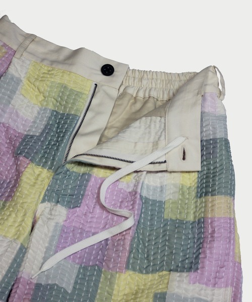amok(アモク)の「SASHIKO PATCHED SHORT PANTS(その他パンツ・メンズ・カーキ/マルチ・M/L/S)」の8枚目の写真