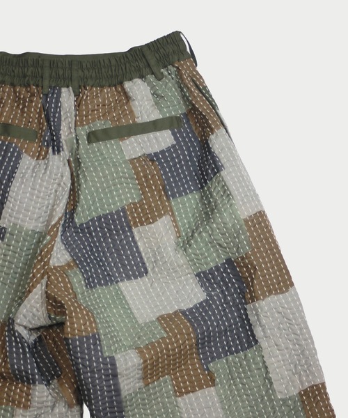 amok(アモク)の「SASHIKO PATCHED SHORT PANTS(その他パンツ・メンズ・カーキ/マルチ・M/L/S)」の4枚目の写真
