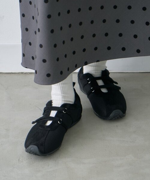 CIAOPANIC TYPY(チャオパニックティピー)の「:【TYNNE.】【軽量/サイズ展開豊富】メリージェーンスニーカー(スニーカー・レディース・ブラック/ブラウン・SMALL/MEDIUM/LARGE/X-LARGE)」の3枚目の写真