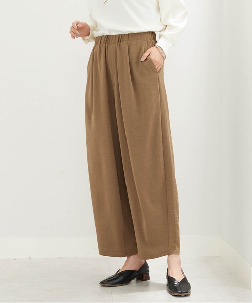 BELLUNA PLUS(ベルーナ)の「とろみビンテージ素材バレルパンツ(その他パンツ・レディース・ブラック/カーキ/レンガ・X-LARGE/MEDIUM/LARGE)」の2枚目の写真