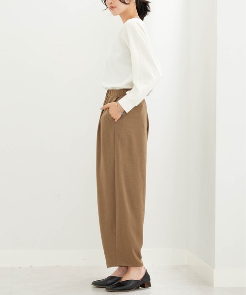 BELLUNA PLUS(ベルーナ)の「とろみビンテージ素材バレルパンツ(その他パンツ・レディース・ブラック/カーキ/レンガ・X-LARGE/MEDIUM/LARGE)」の16枚目の写真