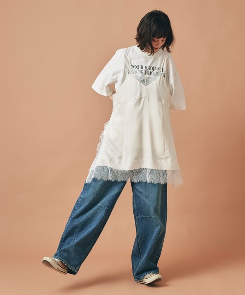 AT THE TRNK（アットザトランク）の「フラワープリント フォト Ｔシャツ AT THE TRNK（Tシャツ/カットソー・レディース・ベージュ/チャコール/ホワイト・フリー）」の16枚目の写真