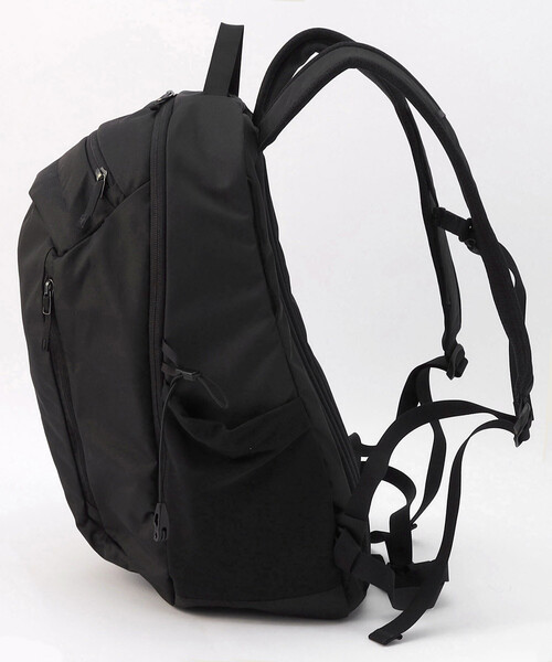 ARC'TERYX(アークテリクス)の「ARC’TERYX/アークテリクス マンティス 26 バックパック/Mantis 26 Backpack(バックパック/リュック・メンズ・ブラック/サックスブルー・ONE SIZE)」の3枚目の写真
