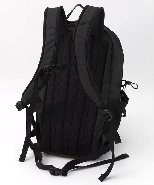 ARC'TERYX(アークテリクス)の「ARC’TERYX/アークテリクス マンティス 26 バックパック/Mantis 26 Backpack(バックパック/リュック・メンズ・ブラック/サックスブルー・ONE SIZE)」の4枚目の写真