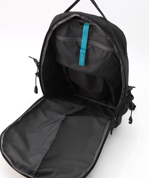 ARC'TERYX(アークテリクス)の「ARC’TERYX/アークテリクス マンティス 26 バックパック/Mantis 26 Backpack(バックパック/リュック・メンズ・ブラック/サックスブルー・ONE SIZE)」の16枚目の写真