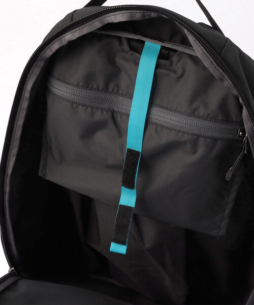 ARC'TERYX(アークテリクス)の「ARC’TERYX/アークテリクス マンティス 26 バックパック/Mantis 26 Backpack(バックパック/リュック・メンズ・ブラック/サックスブルー・ONE SIZE)」の19枚目の写真