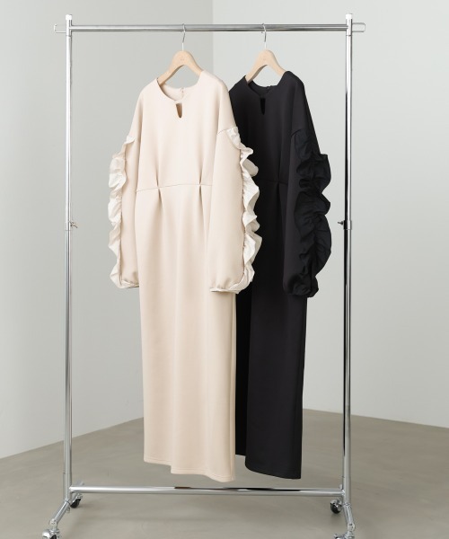 Bab(バブ)の「【S/Mサイズ展開】フリルスリーブポンチワンピース(ワンピース・レディース・ベージュ/ブラック・SMALL/MEDIUM)」の19枚目の写真