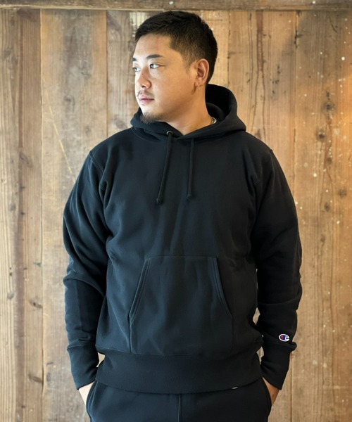Champion(チャンピオン)の「【Champion】REVERSE WEAVE HOODED SWEATSHIRT(パーカー・メンズ・ブラック/ネイビー/グレー・X-LARGE/XX-LARGE/LARGE/MEDIUM)」の2枚目の写真