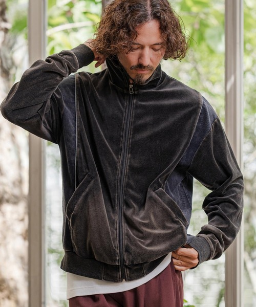 CAMBIO(カンビオ)の「mj11892-Cut Velour Corduroy Track Jacket トラックジャケット(PF-262-012)(その他アウター・メンズ・ブラック/グレー・L/M)」の3枚目の写真
