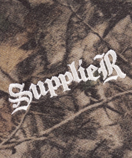 SUPPLIER(サプライヤー)の「SUPPLIER-Tree Camo Faux Fur Cross Zip Hoodie(パーカー・メンズ・カーキ・FREE)」の5枚目の写真