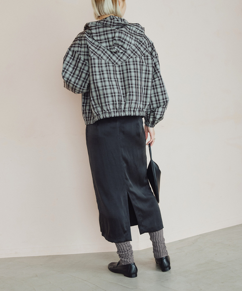 IENA LA BOUCLE(イエナラブークル)の「IENA LA BOUCLE ハイカウントチェックタフタブルゾン(その他アウター・レディース・チョコ・FREE)」の2枚目の写真
