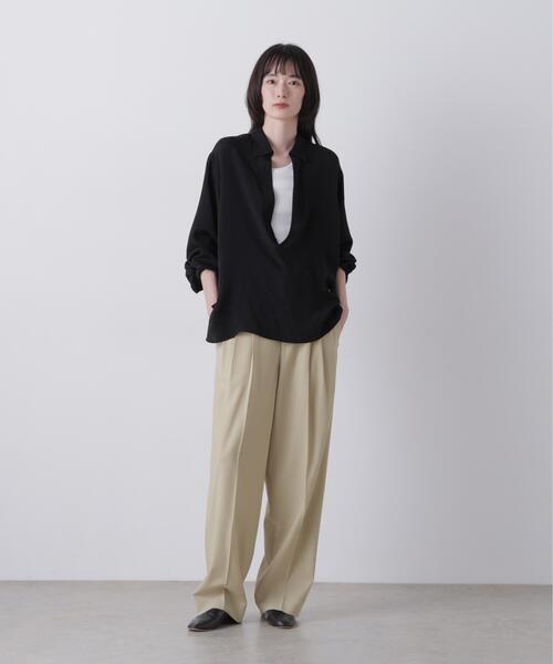 YLEVE(イレーヴ)の「YLEVE / 2/72 SUPER 100’s WOOL HIGH-TWIST VOILE TROUSERS(その他パンツ・レディース・ベージュ/ブラウン系その他2・0/1/2)」の3枚目の写真